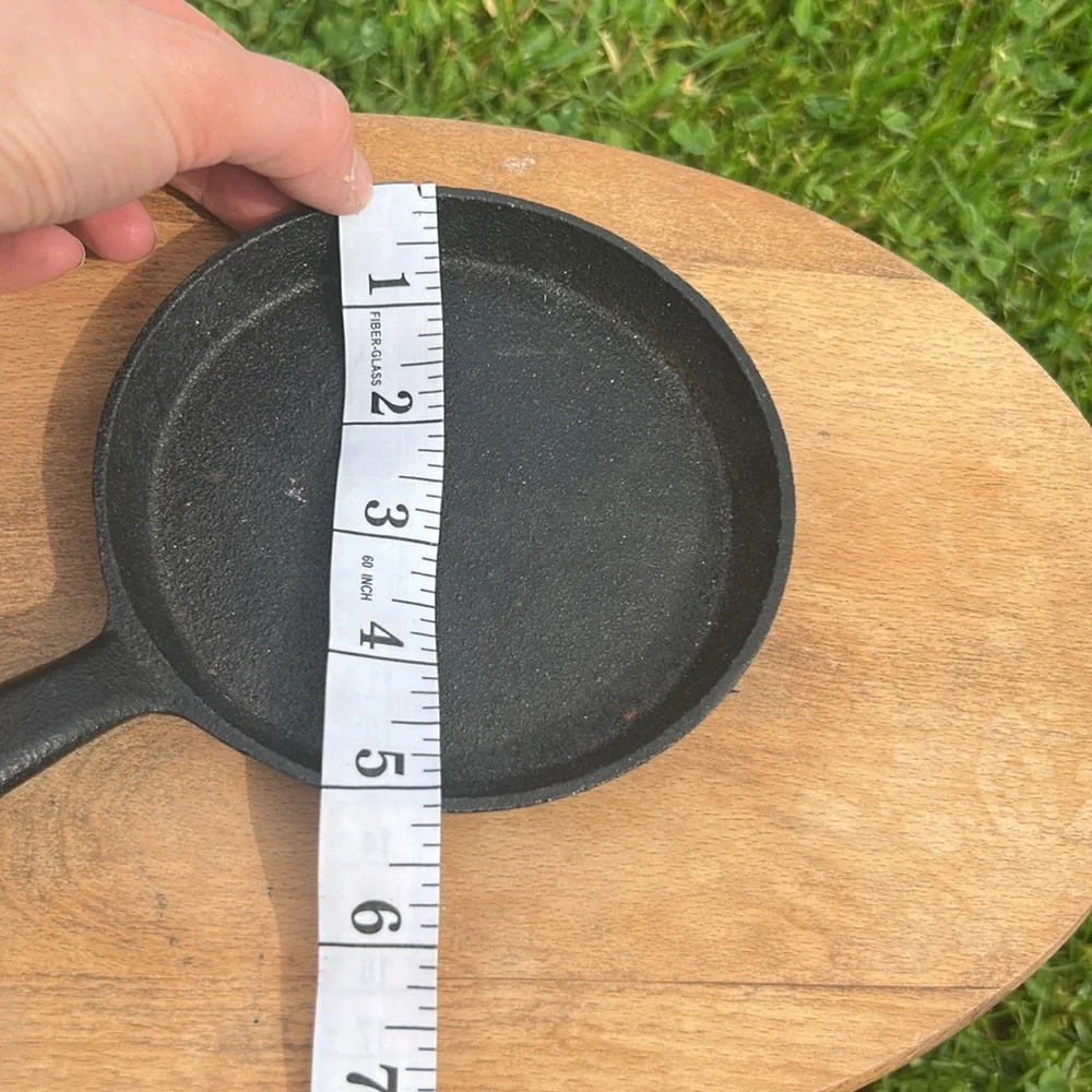 Cast iron 5 inch pan